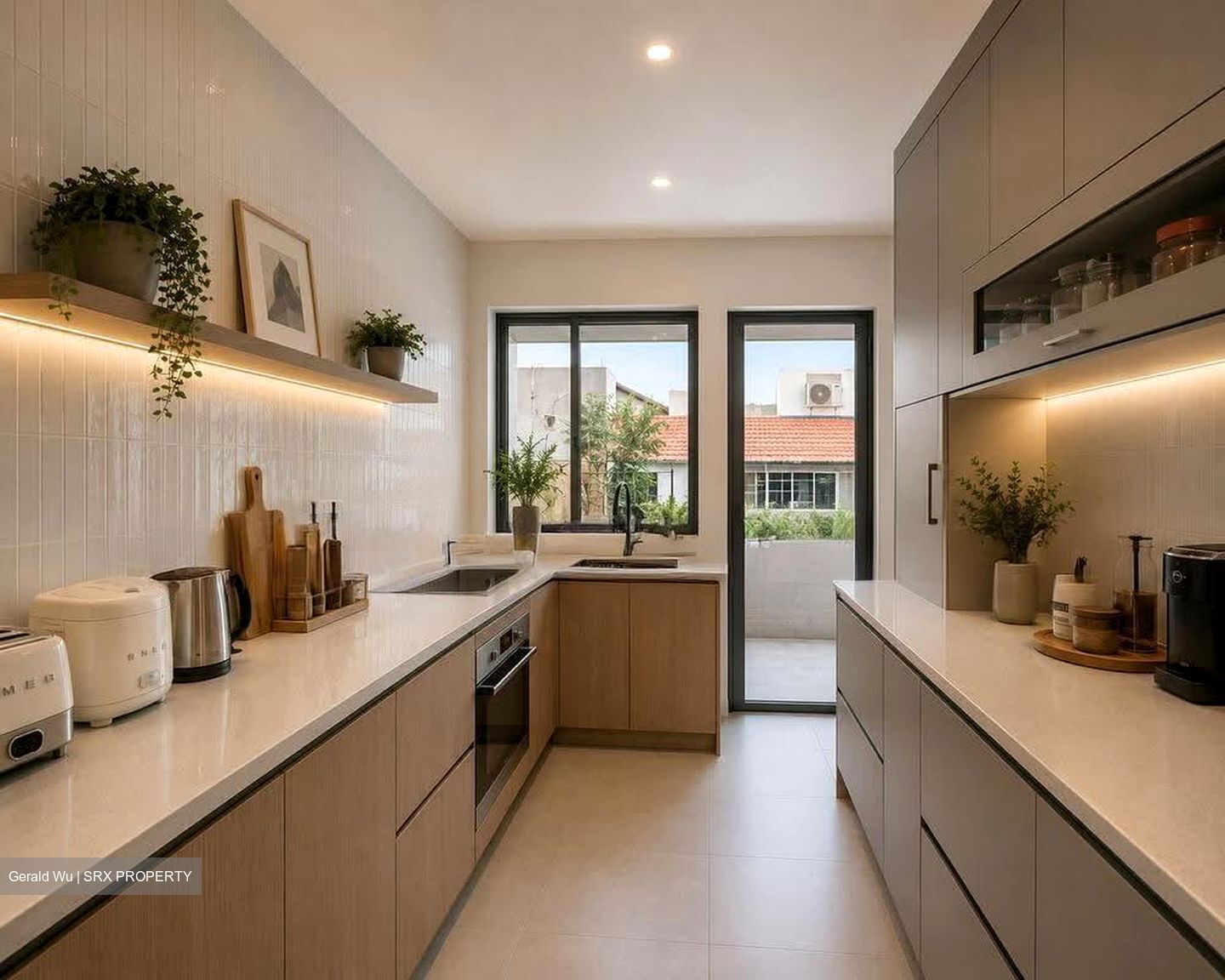 Sennett Estate (D13), Terrace #610349321